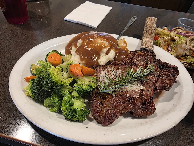 Farnesi's Steakhouse & Bar photo 4