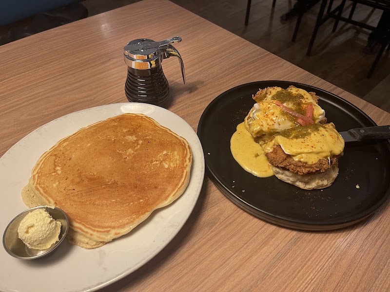 Kerbey Lane Cafe photo 3