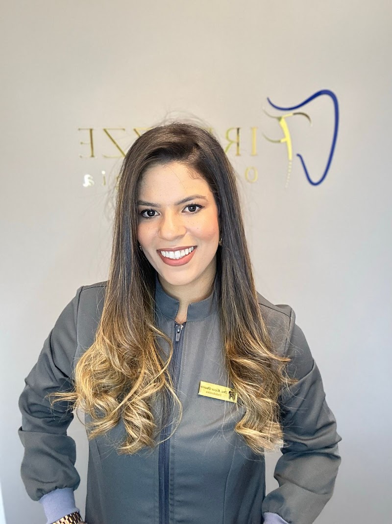 Dra. Kayze Duarte. Tratamento de canal. Endodontista. Endodontia.