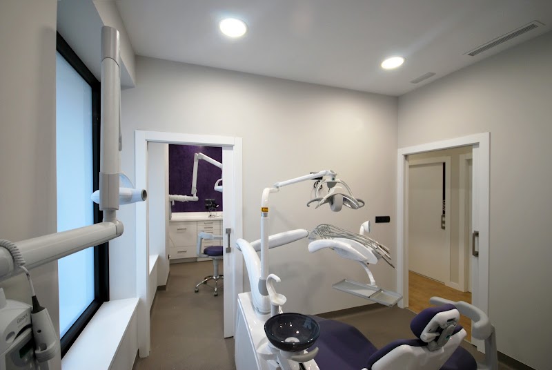 Clínica dental María Gómez photo 2
