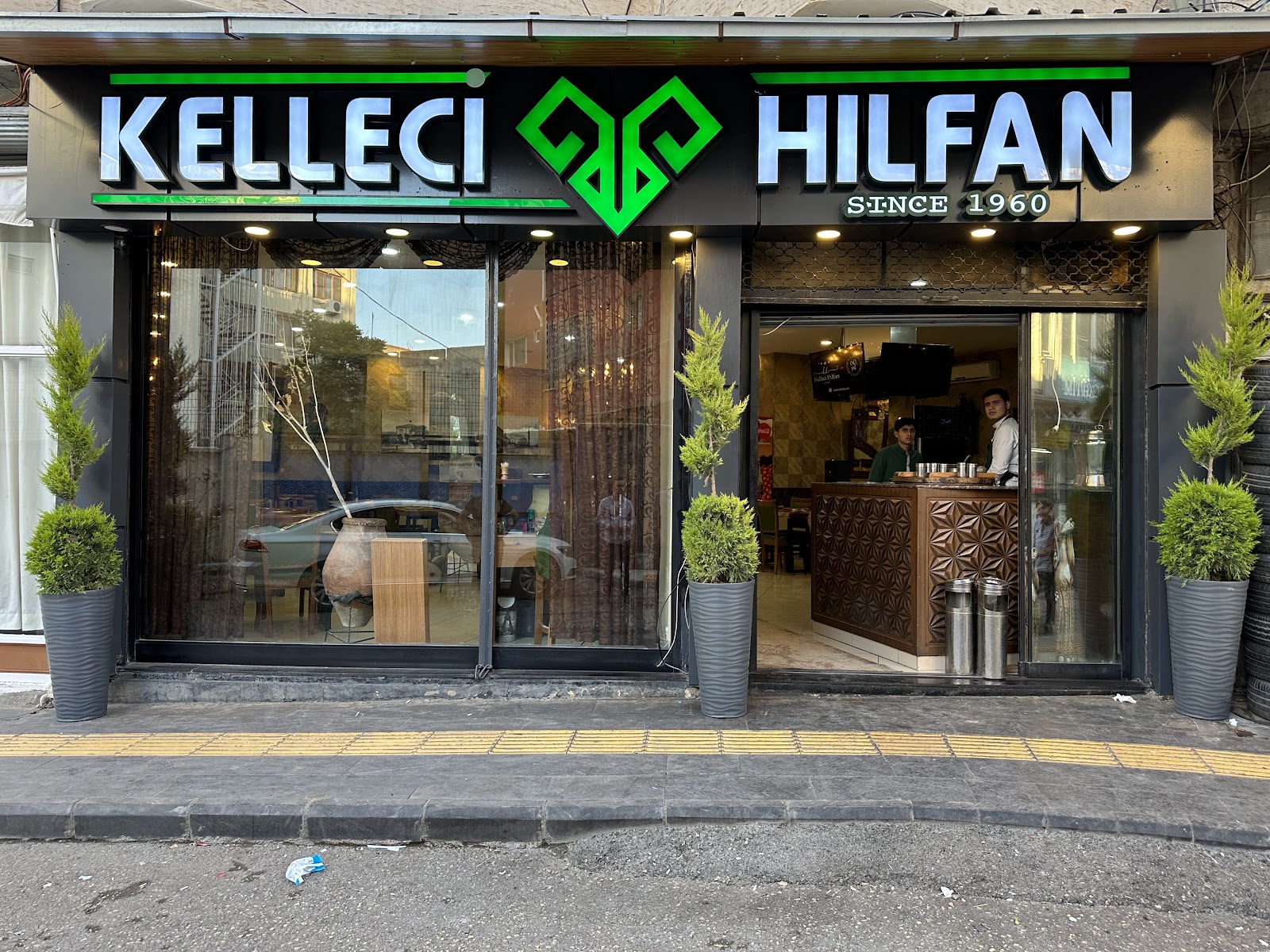 Kelleci Hilfan Usta mekanı