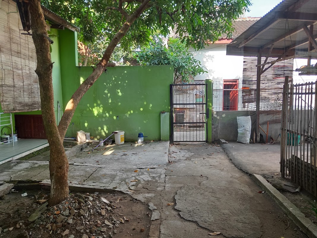 Kost Titian (Kost putra)