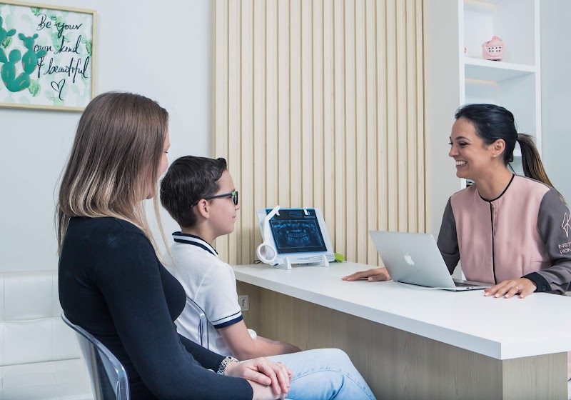 Dra. Suelyn Henklein - foto 3