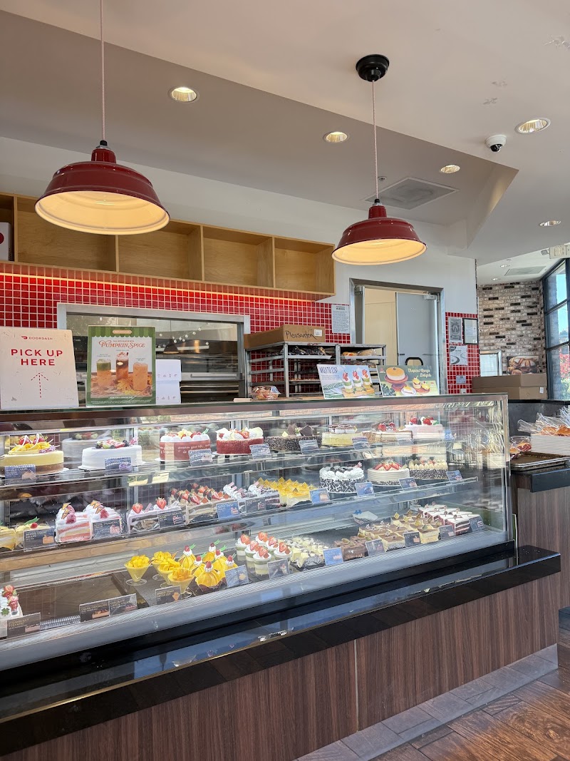 85°C Bakery Cafe - Pleasanton photo 4