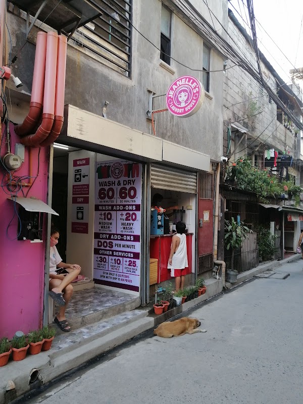 Jeanelle's Laundry House