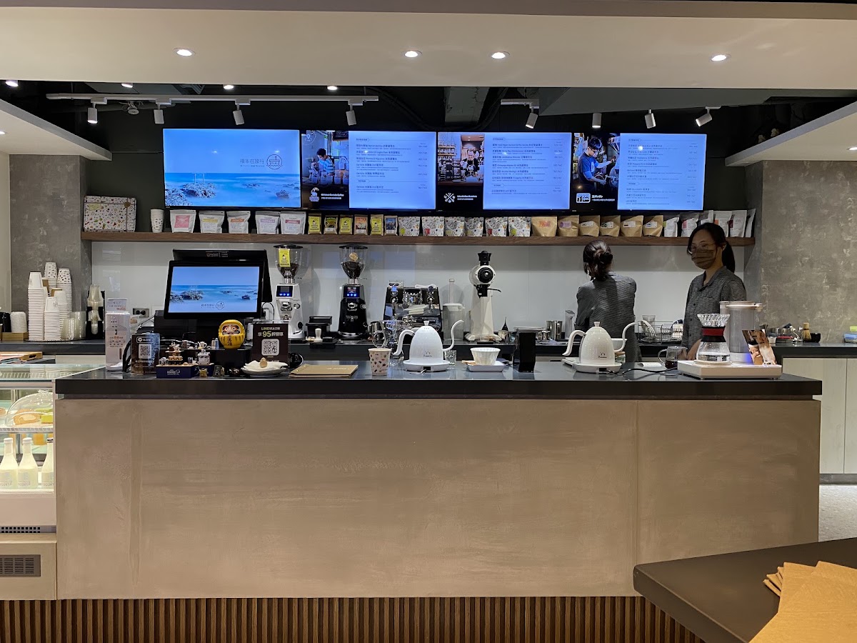 根本在旅行-信義品牌概念店