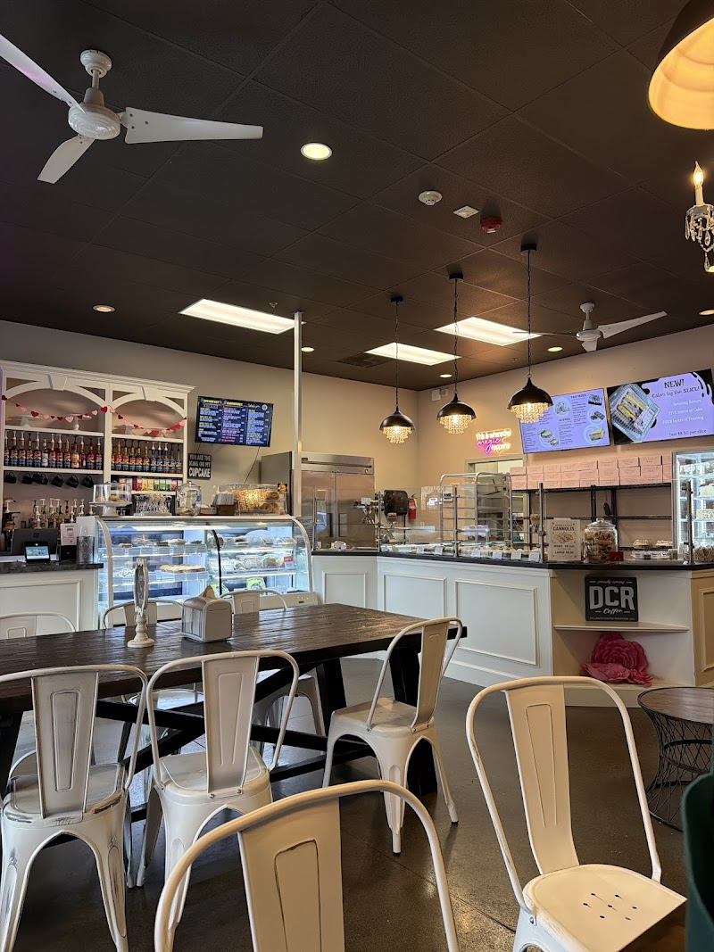 Wanna Cupcake? Bakery Cafe photo 2