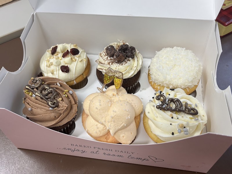 Wanna Cupcake? Bakery Cafe photo 4