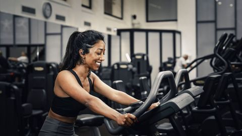 Salle de sport Paris 9 - Cercles de la Forme Saint Lazare, vue extérieure