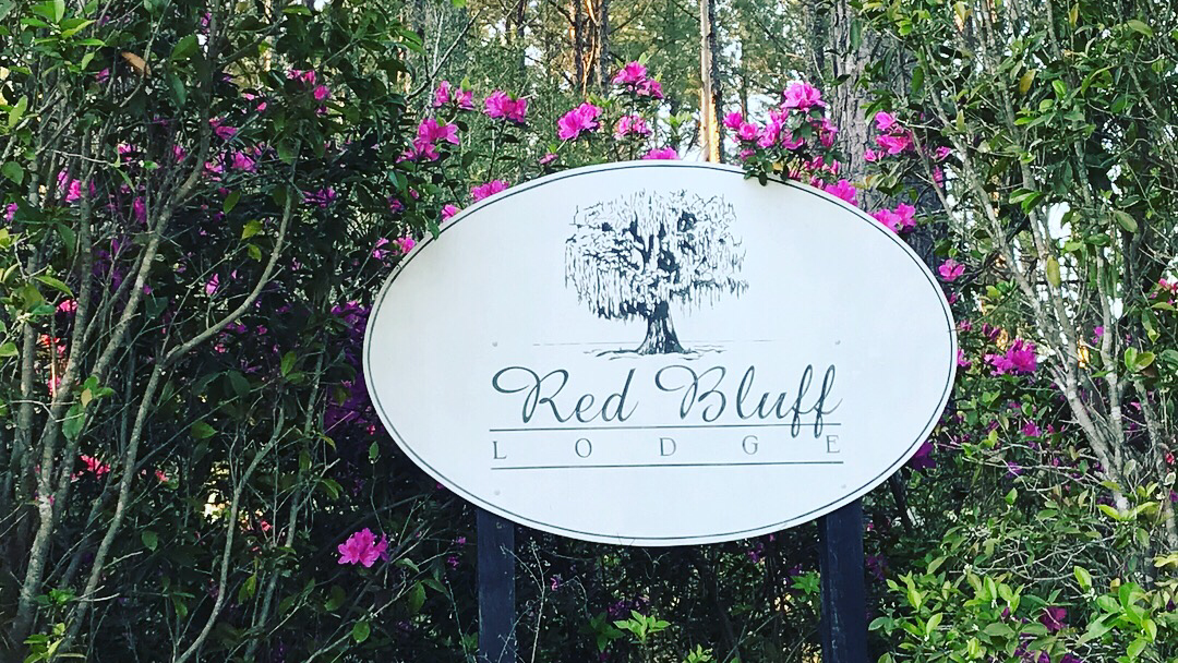 Red Bluff Lodge