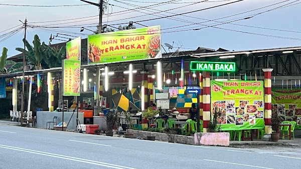 Ikan Bakar Terangkat