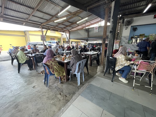 Mok Yoh Pok Kob Gulai Serati & Ayam Kampung - Photo 1