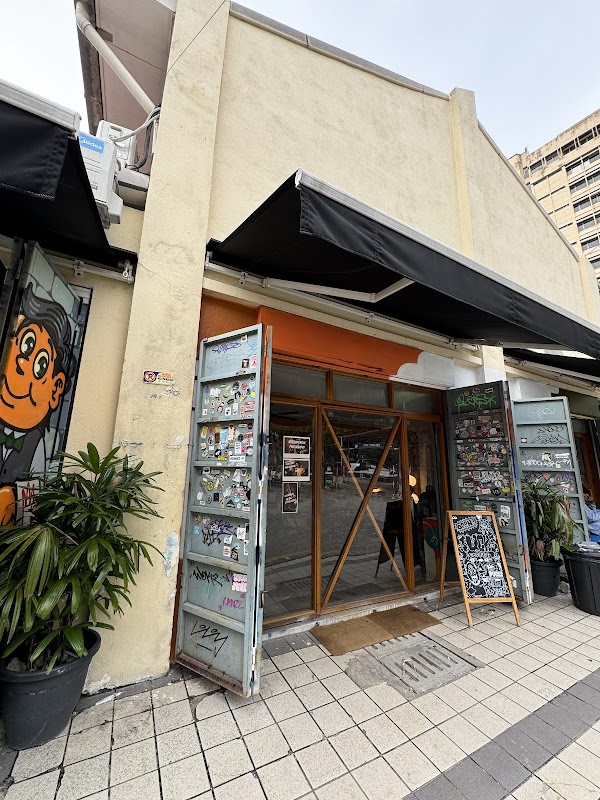 Pucks Coffee - Photo 1