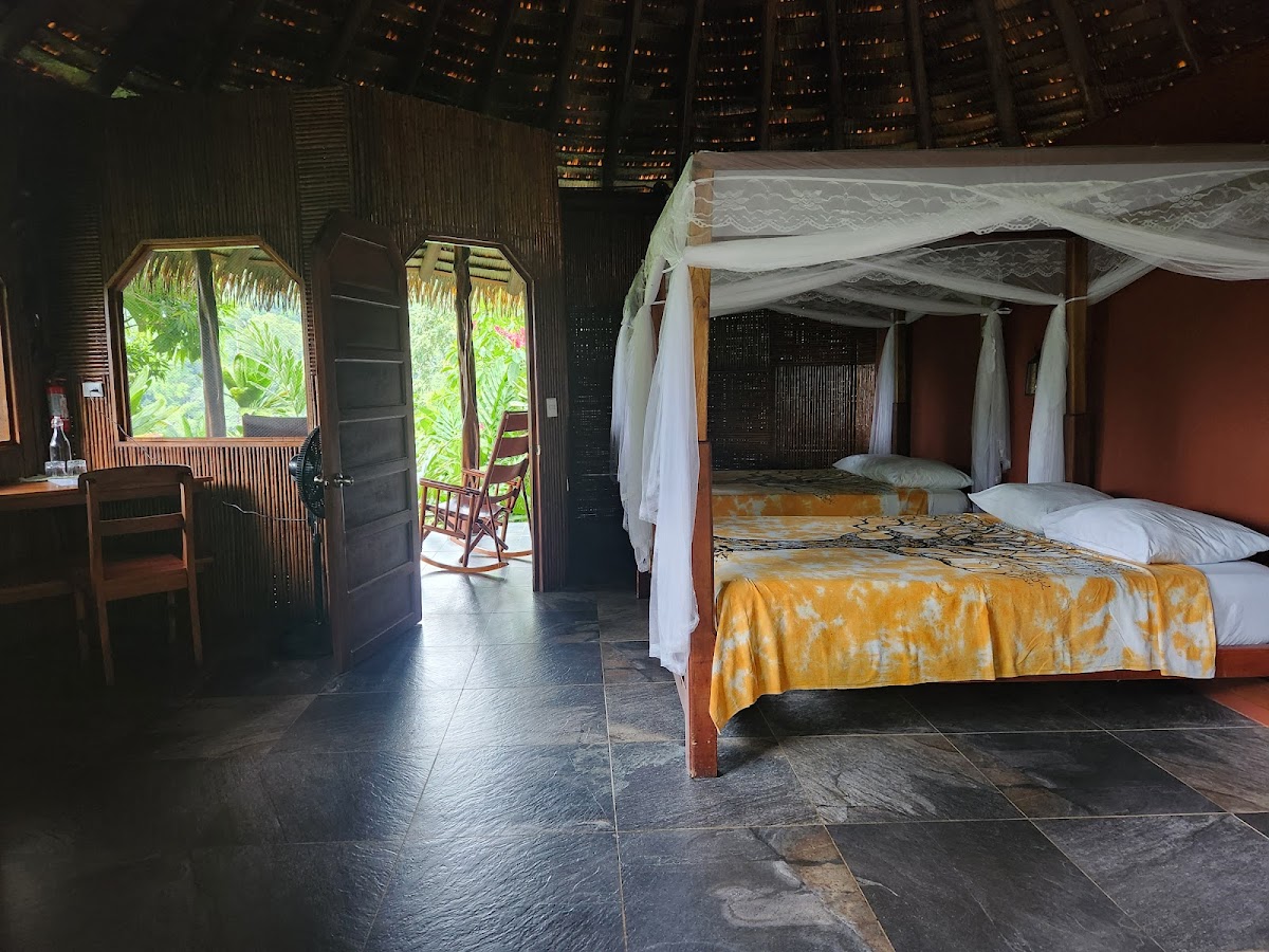 Luna Lodge Ecolodge & Wellness Center / Yoga Retreat — 3