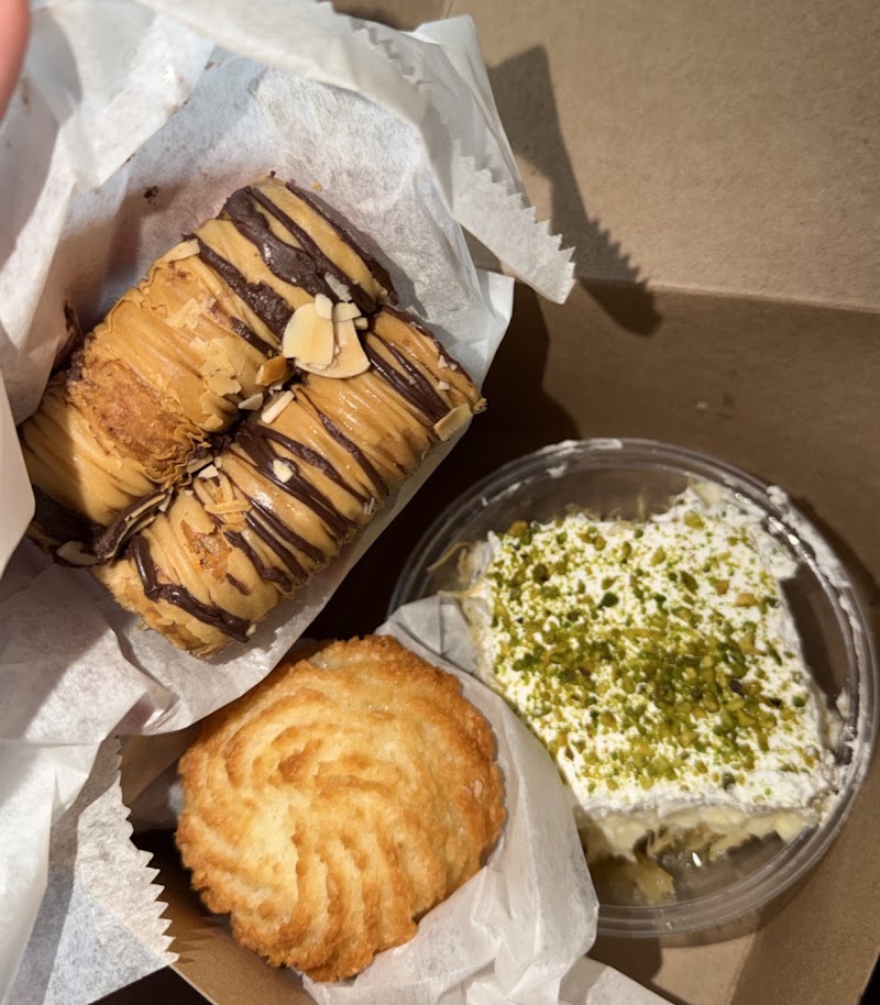 Astoria Pastry Shop photo 3