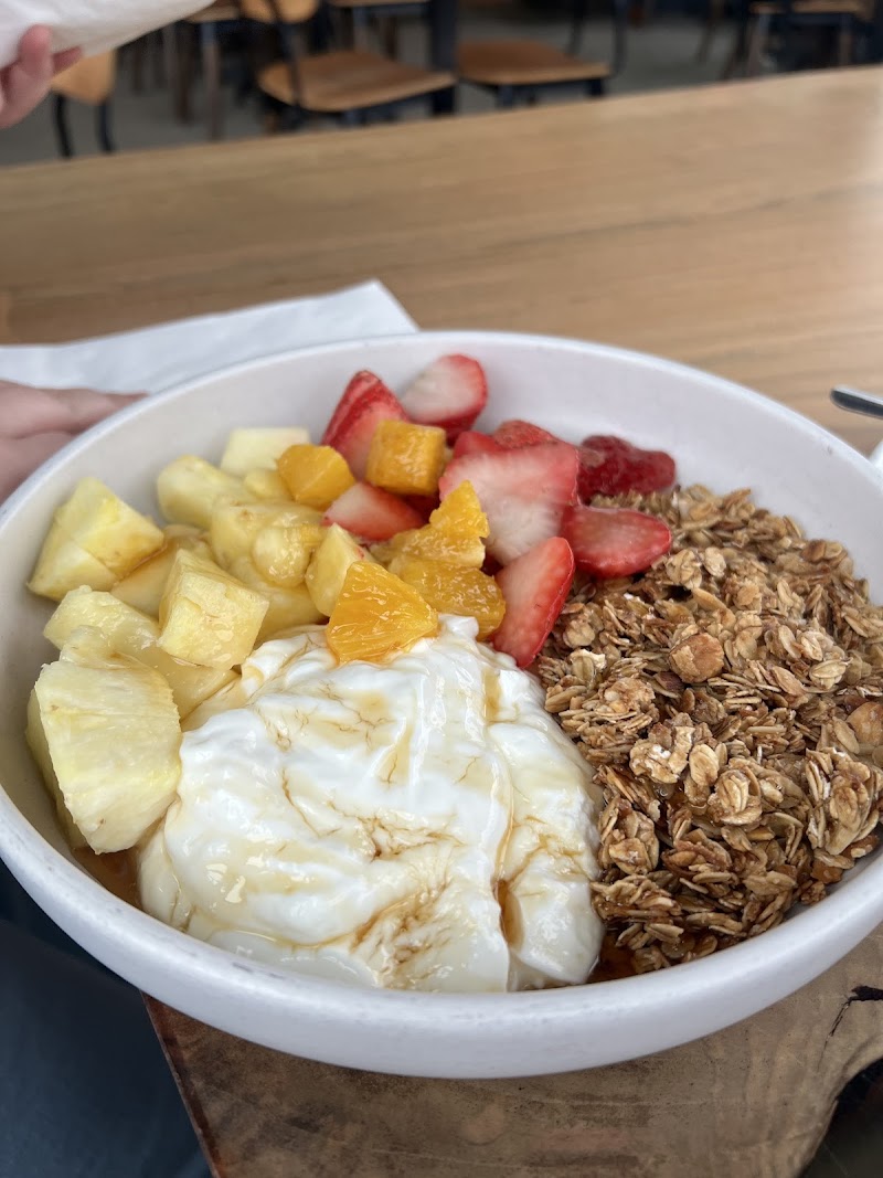 Mad Hatter Cafe + Bakeshop photo 3