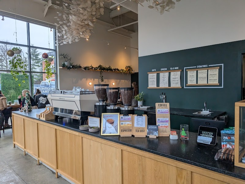 Deeper Roots Coffee photo 4