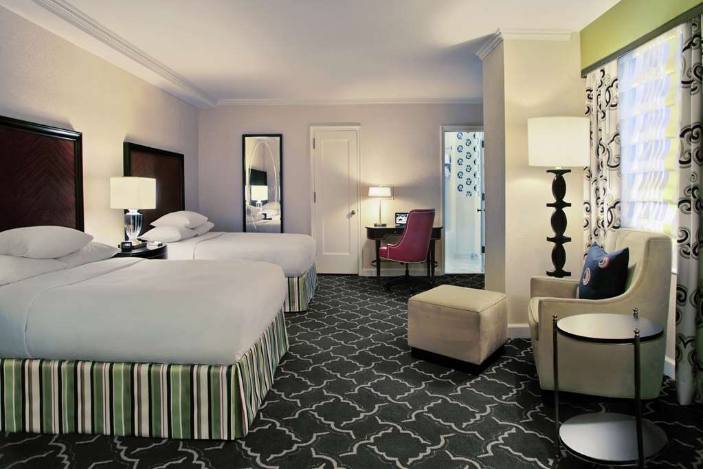 Palmer House Chicago, dog-friendly hotel