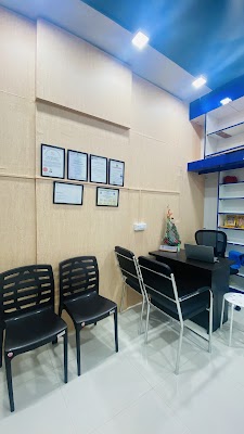 HOLISTIC(संपूर्ण) Dental, Maxillofacial & Orthopaedic care - Image 2
