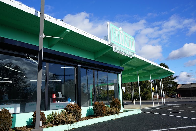 Video tour of Mint Cannabis Co. Weed Dispensary - Hillsboro retail environment