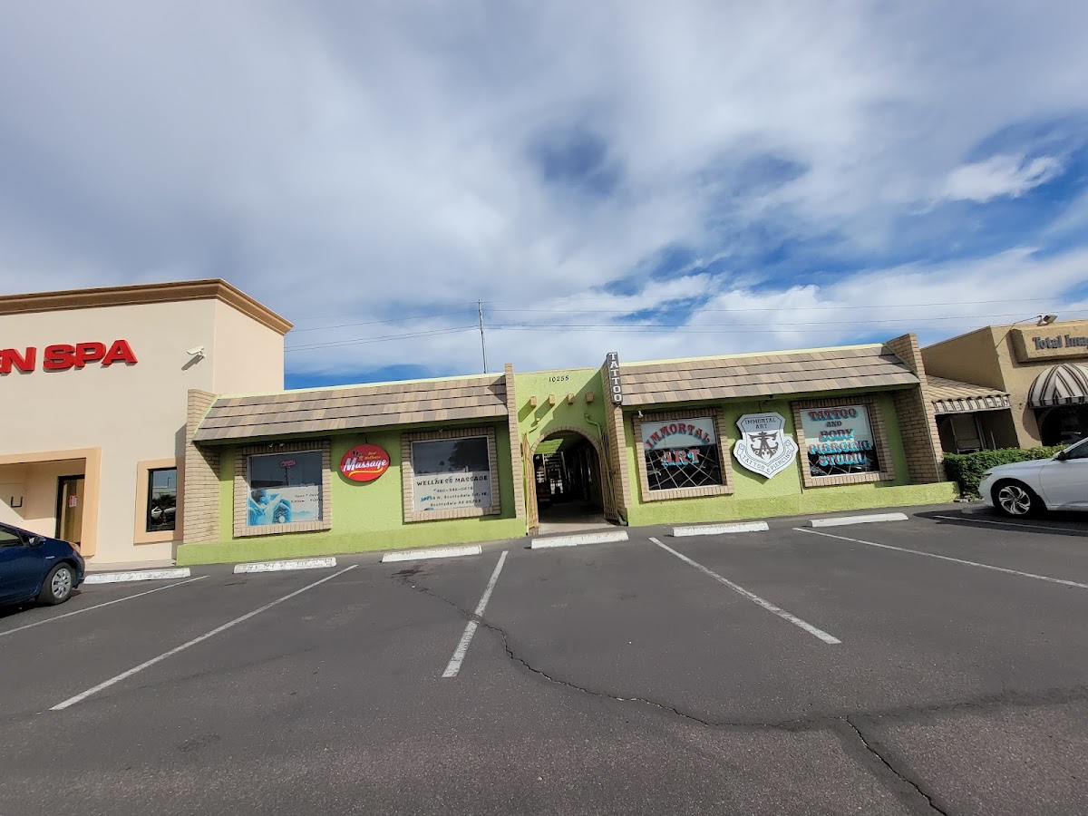 Immortal Art Tattoo & Body Piercing : Scottsdale tattoo parlor in Scottsdale, AZ