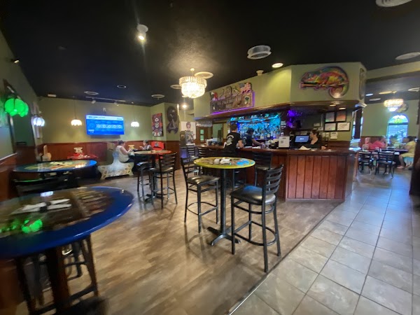 EL PATRON II exterior