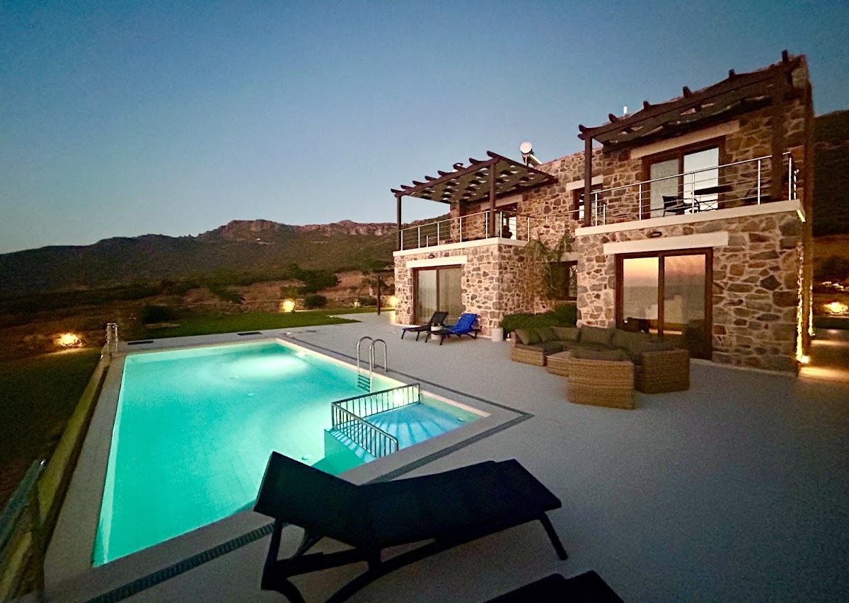 Crete Retreats — 3