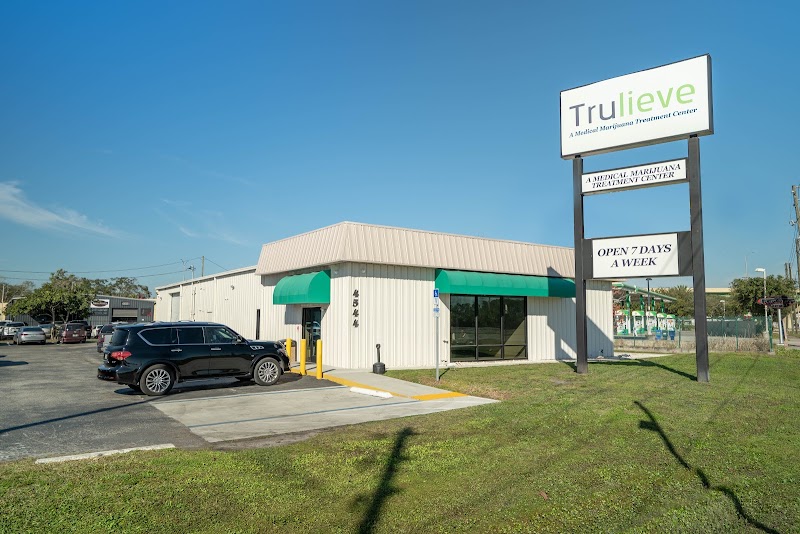 Video tour of Trulieve Orlando Dispensary retail environment