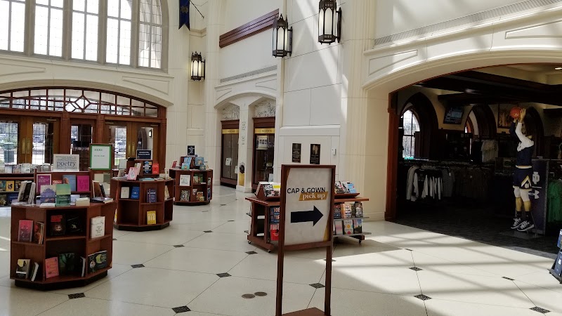 Hammes Notre Dame Bookstore photo 4