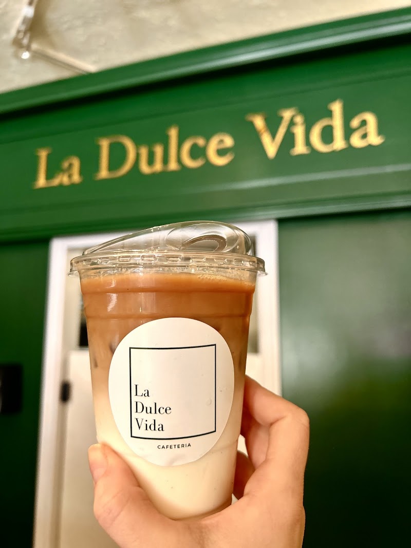 La Dulce Vida Café photo 4