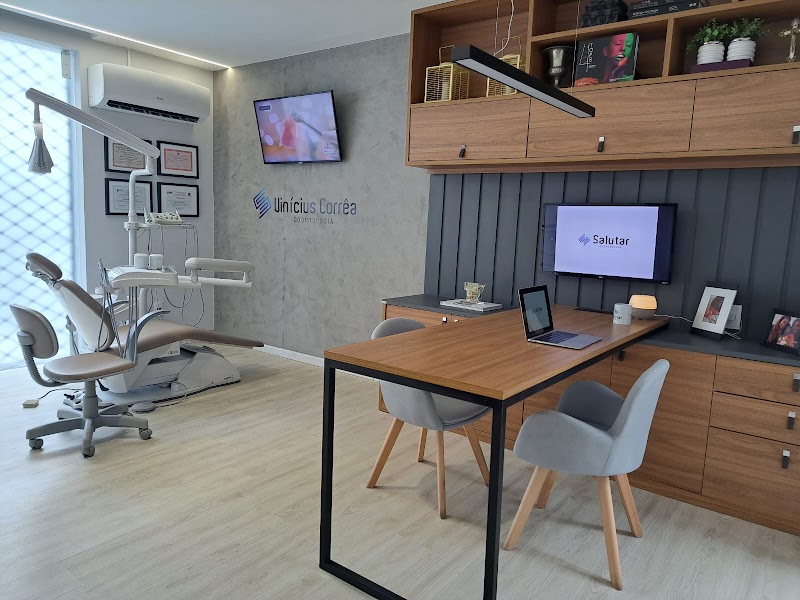 Dr. Vinícius Corrêa - foto 2