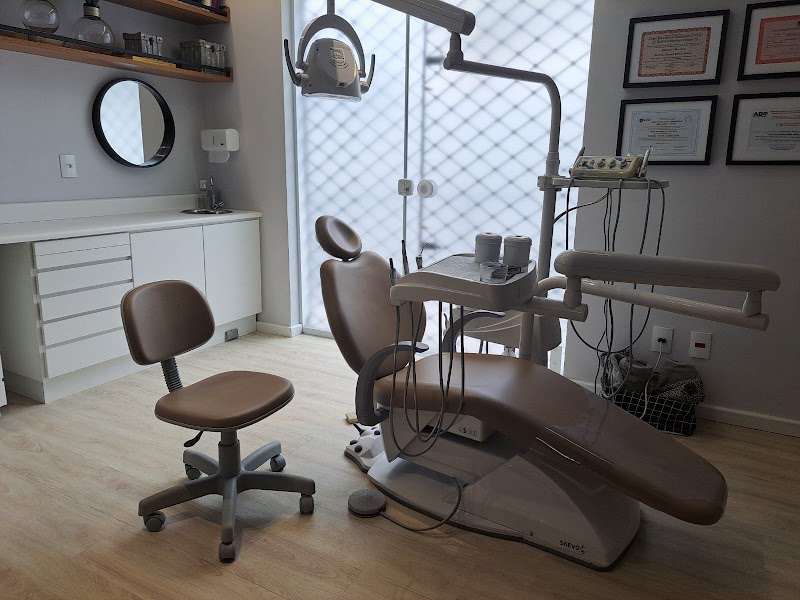 Dr. Vinícius Corrêa - foto 4