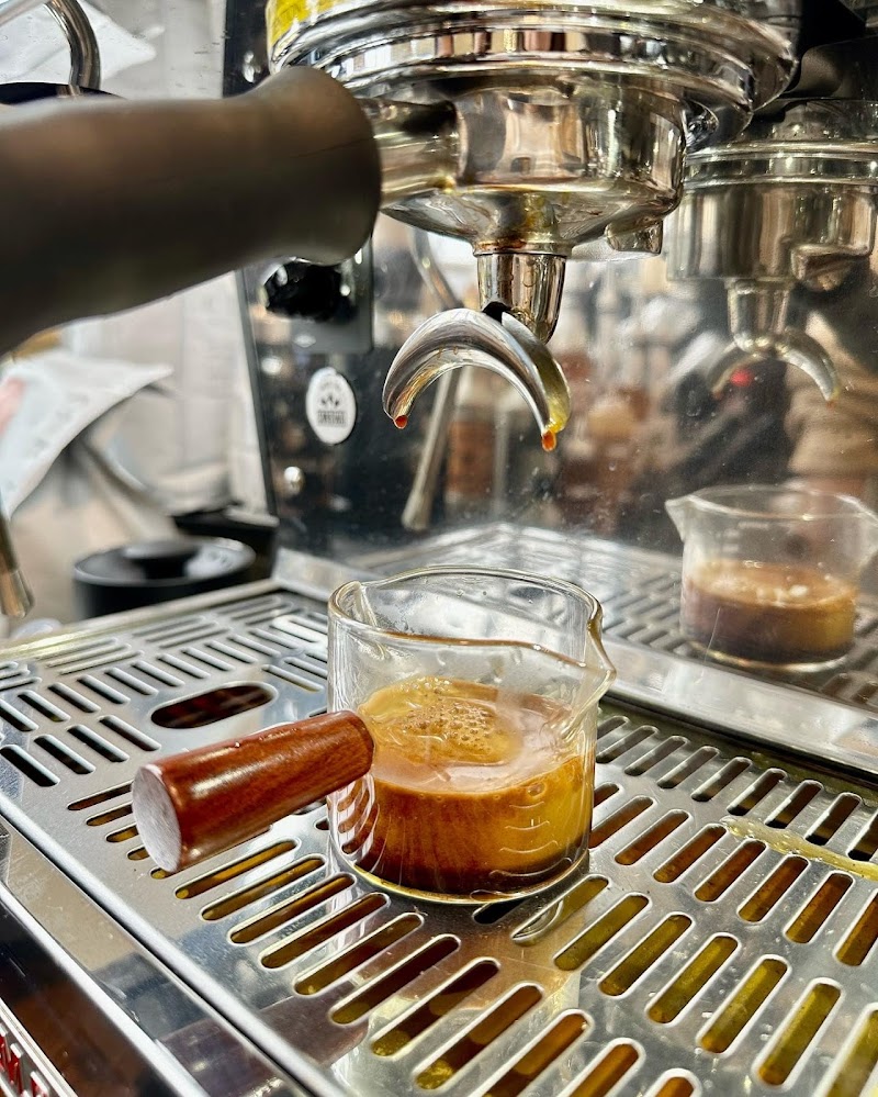 The Roast Coffee and Cafe photo 2