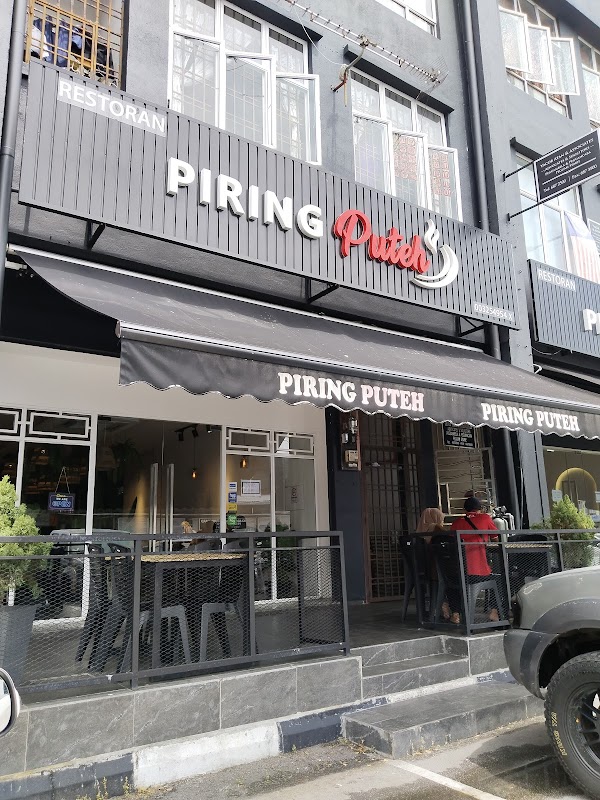Restoran Piring Puteh