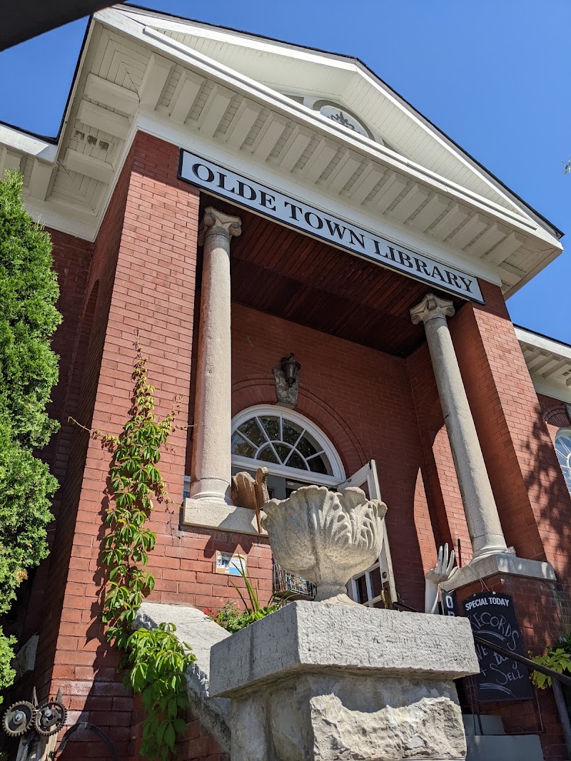 Olde Town Library Home Decor / Vintage / Antiques / Fashion / Vinyl / Cafe photo 1