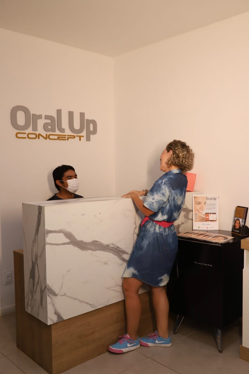 Oral Up Concept - Invisalign Doctors - foto 5