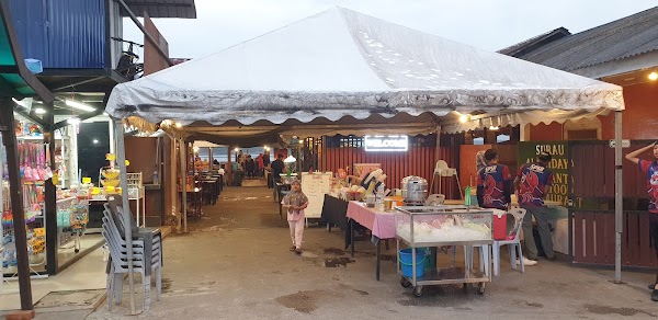 Sri Pantai Seafood Restaurant - Photo 1