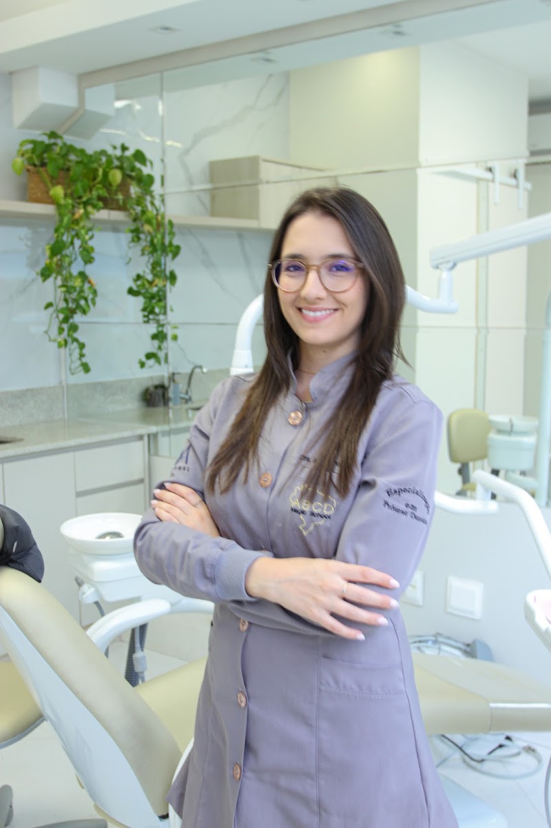 Dra. Natália Poliseli - foto 3