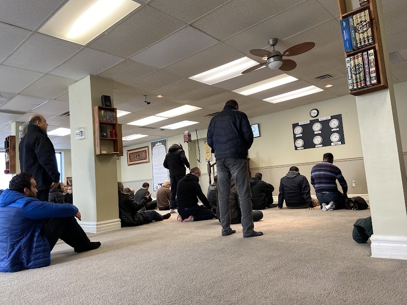 Al Bayan Islamic Community Center (opens only during prayer times and close 30.min after ishae) photo 2