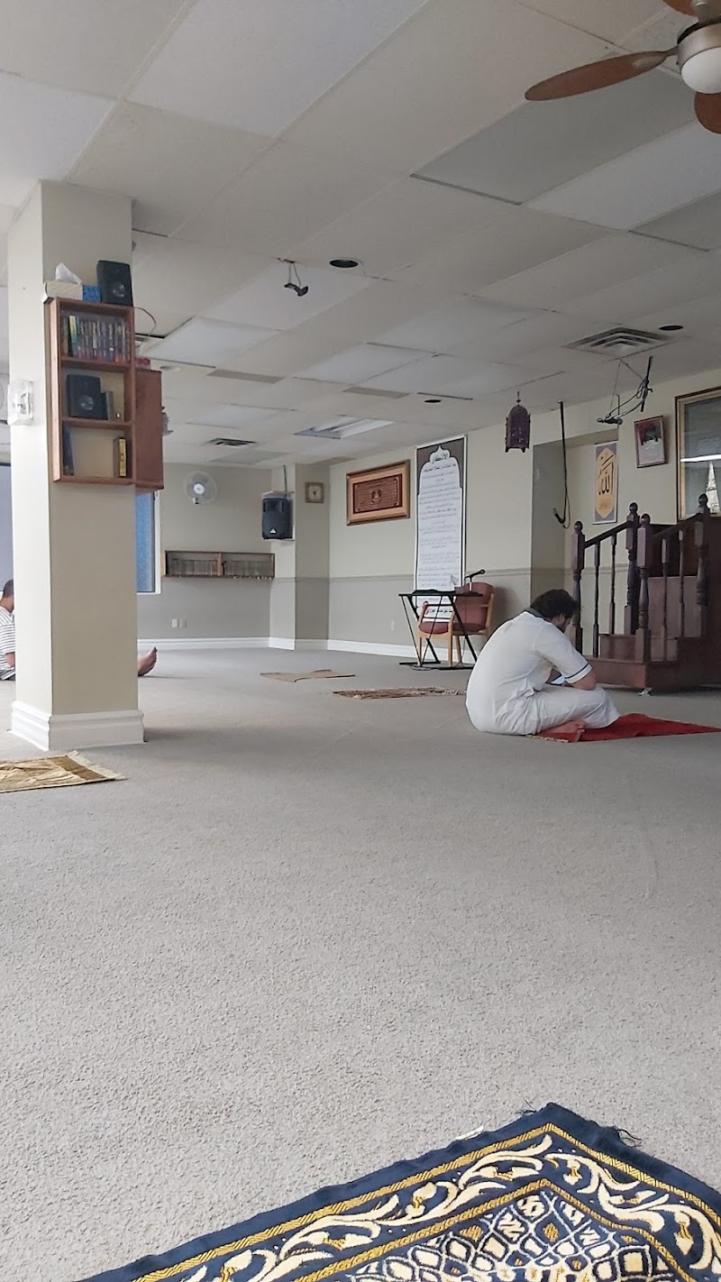 Al Bayan Islamic Community Center (opens only during prayer times and close 30.min after ishae) photo 1