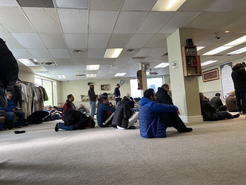 Al Bayan Islamic Community Center (opens only during prayer times and close 30.min after ishae) photo 4