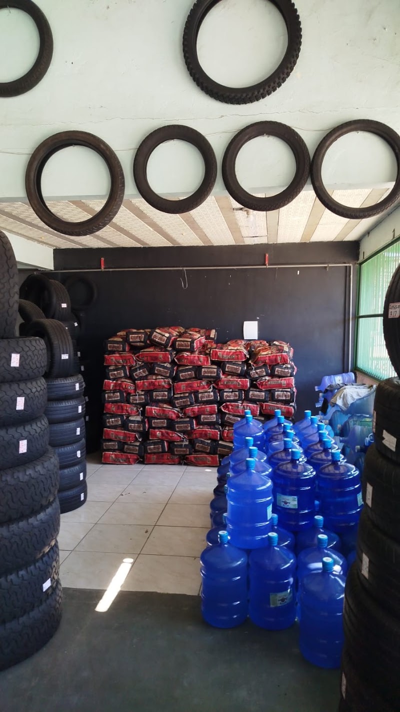 Foto de Borracharia e conveniência do povo