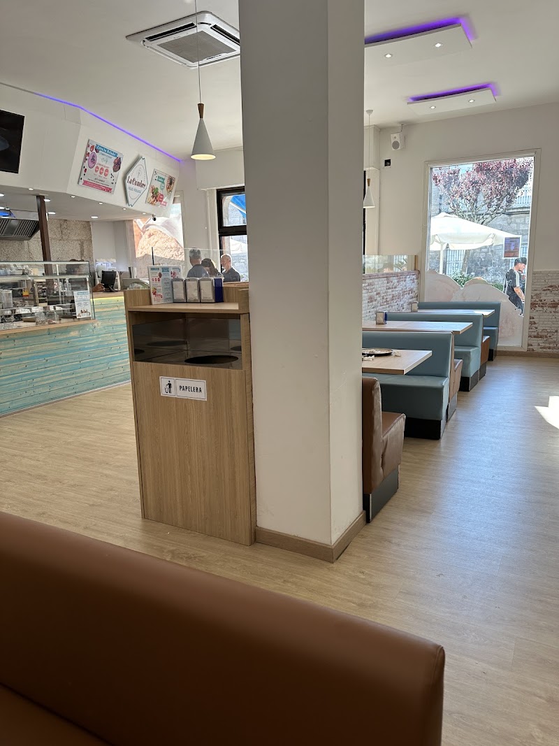 Heladeria La Cumbre Tui photo 3