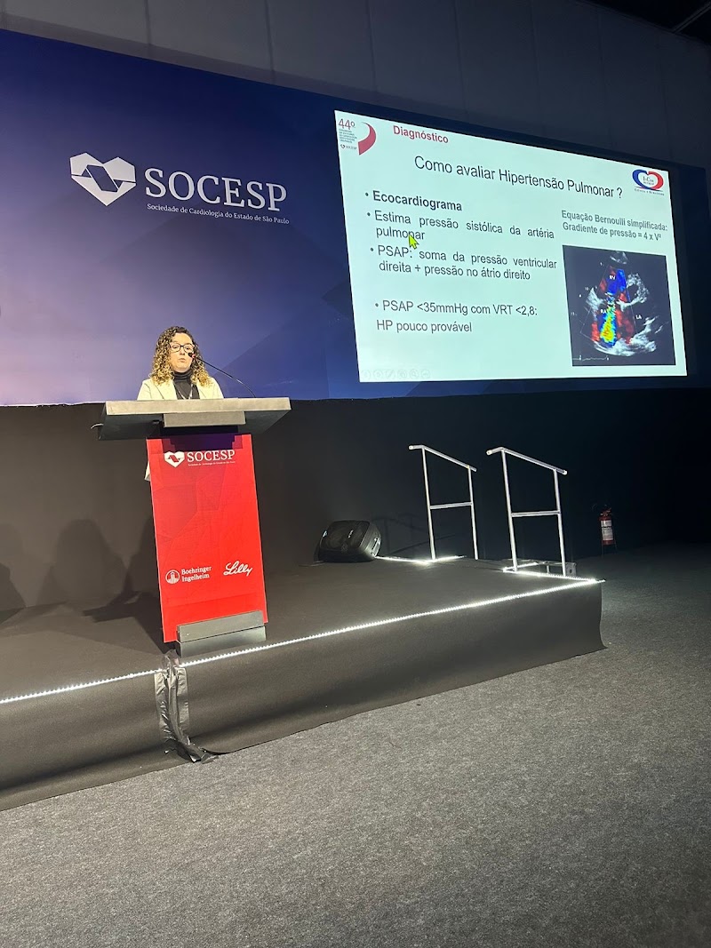 Foto de Dra. Mariana Pezzute Lopes - Cardiologista