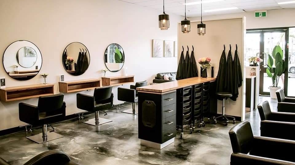 Plush Hair & Beauty photo 1