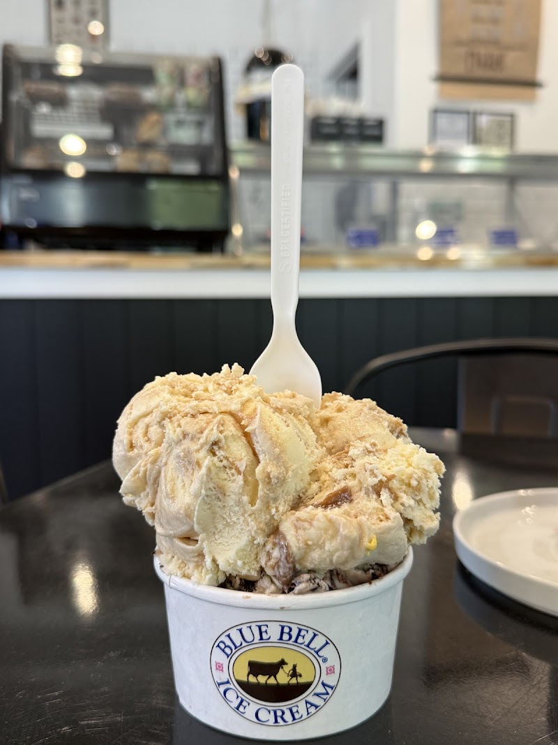 Reverie, Coffee and Ice Cream Shop photo 3