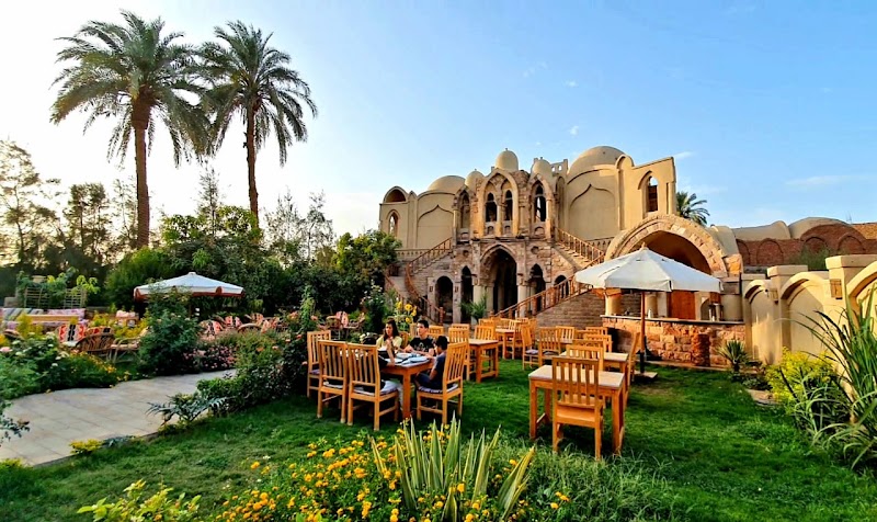 Embrace hotel Luxor