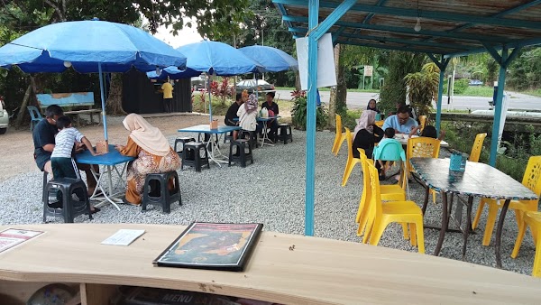 Rumah Moyang Station (House of Sambal Ikan Bakar) - Photo 1