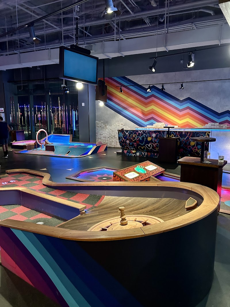 Puttshack - Miami — Miniature Golf Course in Miami