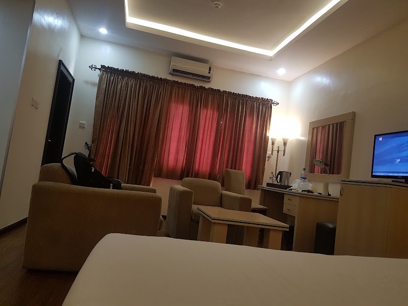 Elkan Terrace photo 4